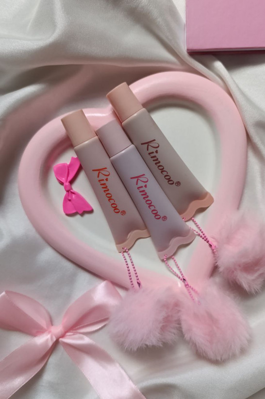 لیپ گلاس آویزدار برند ریموکو