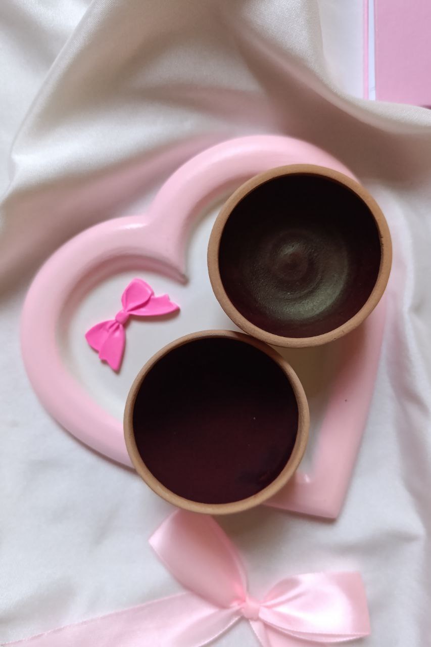 رژ و رژگونه کوزه ای برند یوشاس